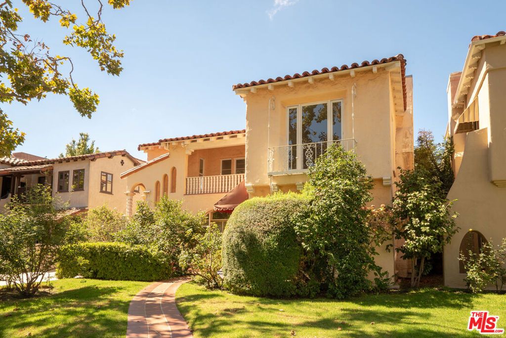 441 S Bedford Drive, Beverly Hills, CA 90212