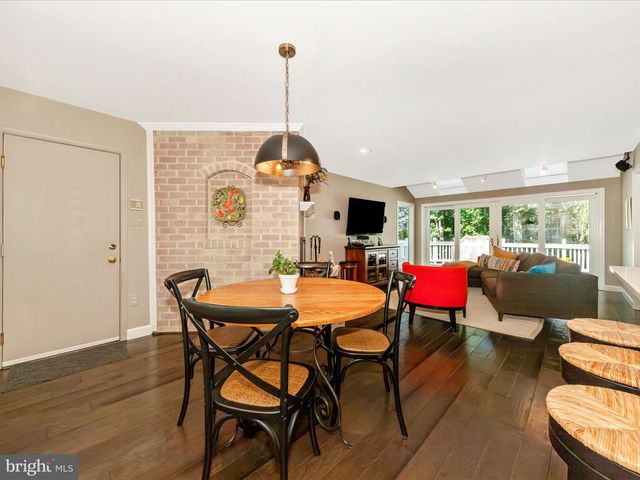 213 MIDSUMMER CIR, Gaithersburg, MD 20878