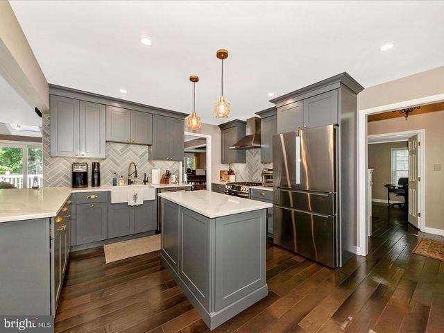 213 MIDSUMMER CIR, Gaithersburg, MD 20878