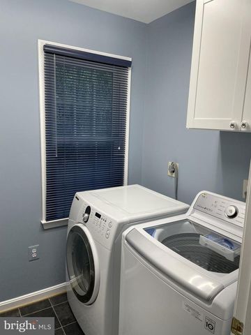 213 MIDSUMMER CIR, Gaithersburg, MD 20878