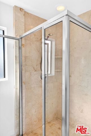 1207 California Avenue, Santa Monica, CA 90403