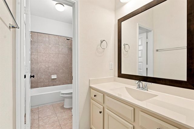 3020 Rocky Canyon Drive, Pearland, TX 77584