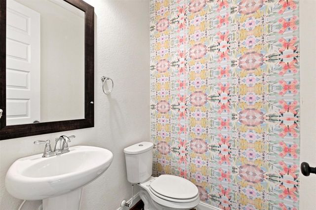 3020 Rocky Canyon Drive, Pearland, TX 77584