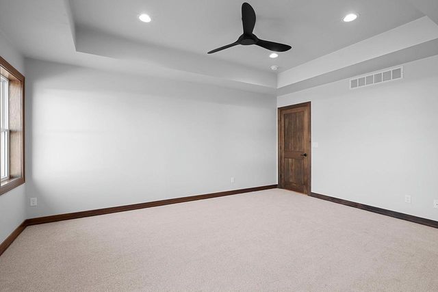 1441 CROSSROADS DRIVE, De Pere, WI 54115