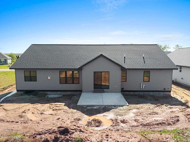 1441 CROSSROADS DRIVE, De Pere, WI 54115
