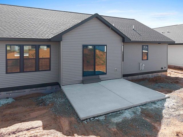 1441 CROSSROADS DRIVE, De Pere, WI 54115