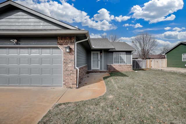5340 S Stoneborough Ct, Wichita, KS 67217
