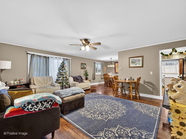 2419 59th Street, Woodridge, IL 60517