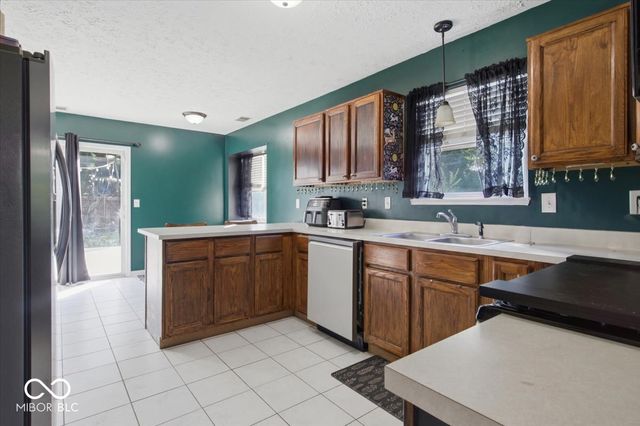 5119 Ashley Court, Anderson, IN 46013
