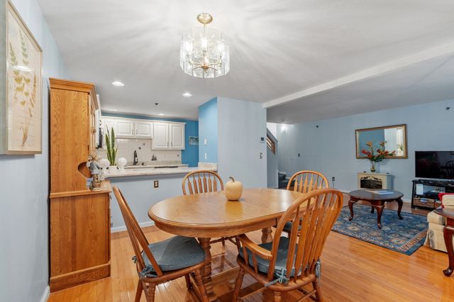 175 Littleton Road B4, Chelmsford, MA 01824