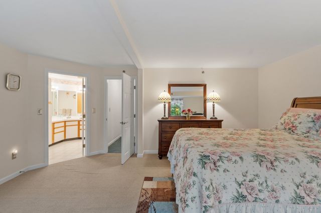 175 Littleton Road B4, Chelmsford, MA 01824