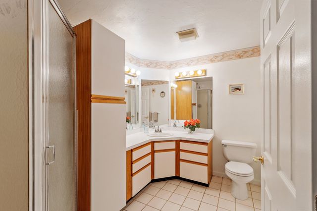175 Littleton Road B4, Chelmsford, MA 01824