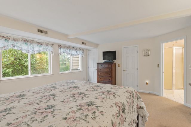 175 Littleton Road B4, Chelmsford, MA 01824