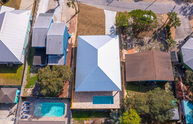 21604 Dolphin Avenue, Panama City Beach, FL 32413