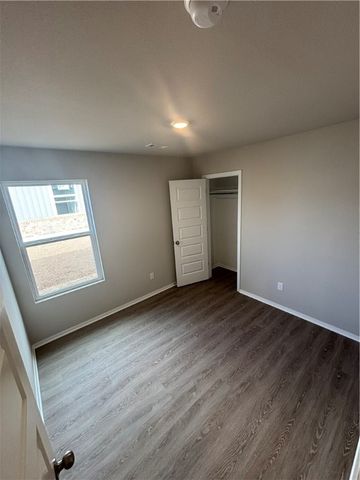 6610 NW Kathleen Street, Bentonville, AR 72713