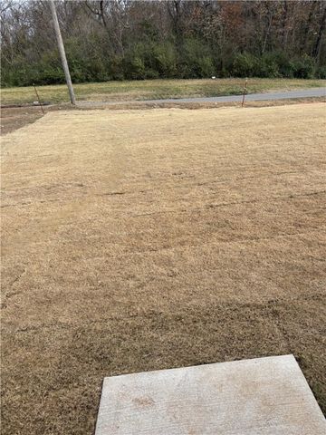 6610 NW Kathleen Street, Bentonville, AR 72713