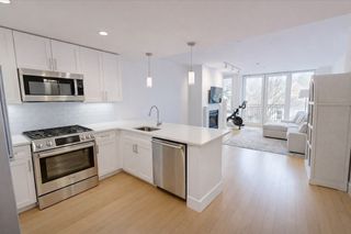 7 Beech St 301, Cambridge, MA 02140
