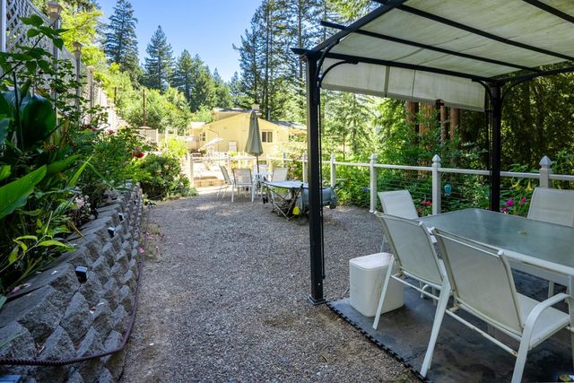 16855 Redwood Lodge Road, Los Gatos, CA 95033