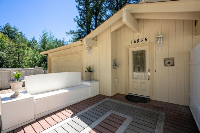 16855 Redwood Lodge Road, Los Gatos, CA 95033