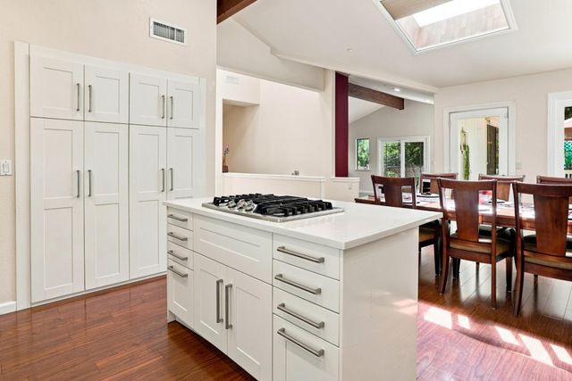 16855 Redwood Lodge Road, Los Gatos, CA 95033