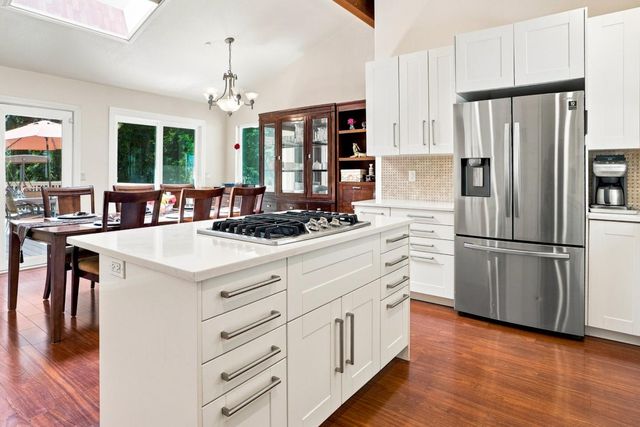 16855 Redwood Lodge Road, Los Gatos, CA 95033