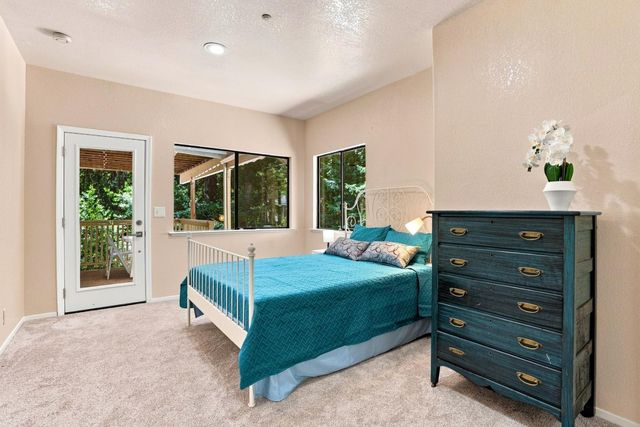 16855 Redwood Lodge Road, Los Gatos, CA 95033