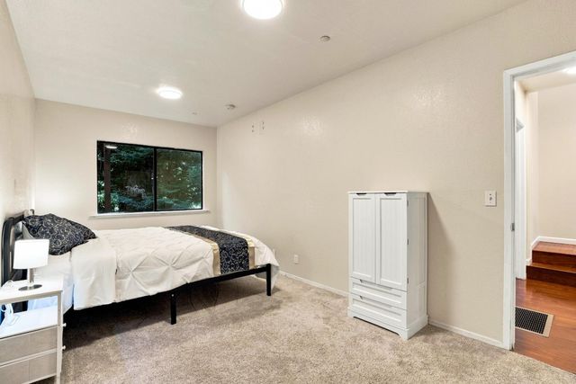 16855 Redwood Lodge Road, Los Gatos, CA 95033