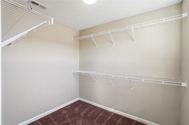 2591 Blueflag Street, Tipp City, OH 45371