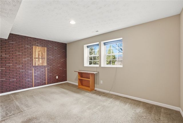 2591 Blueflag Street, Tipp City, OH 45371