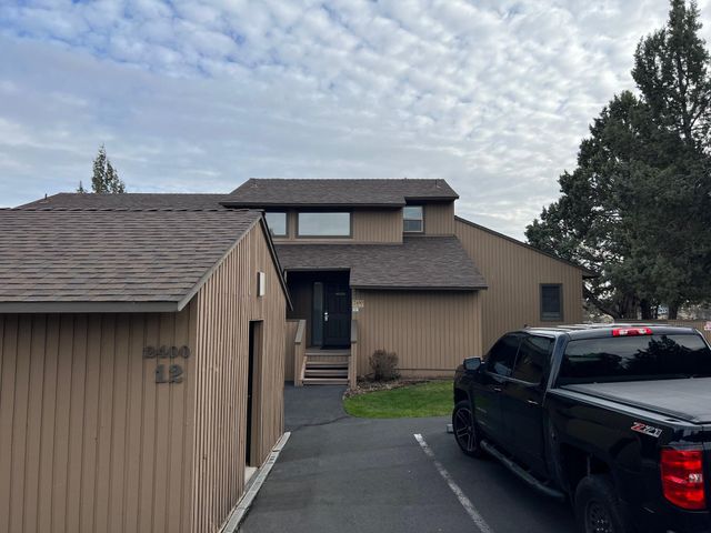 2400 Snowgoose Drive RV12-C, Redmond, OR 97756