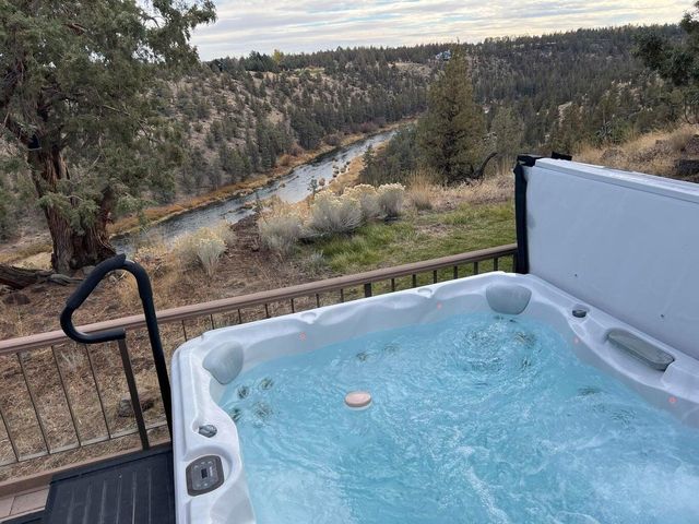 2400 Snowgoose Drive RV12-C, Redmond, OR 97756