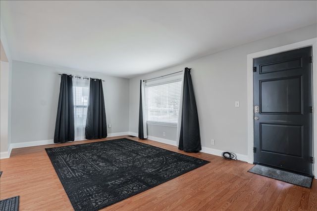 8 Felton Place, Bloomington, IL 61701