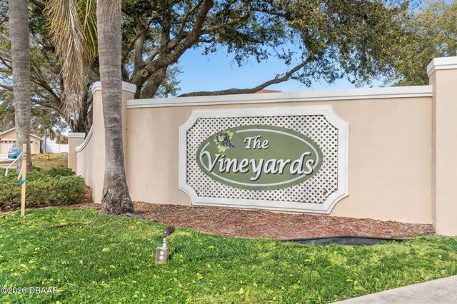 1483 Surrey Park Drive, Port Orange, FL 32128