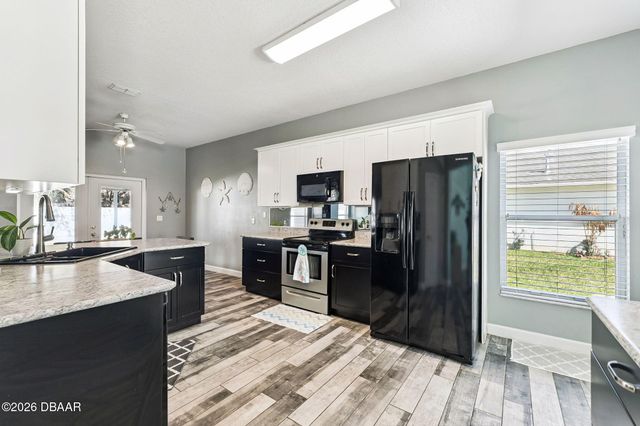 1483 Surrey Park Drive, Port Orange, FL 32128