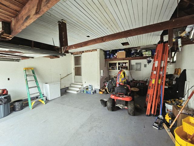 715 Marbury Rd, Tullahoma, TN 37388