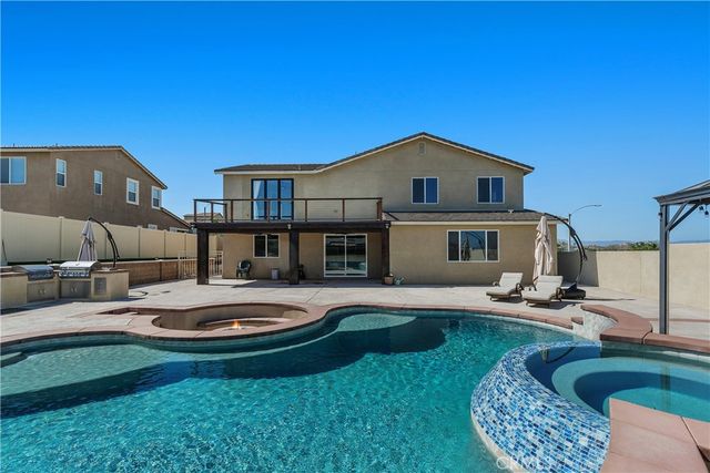 18044 Olivenhain, Riverside, CA 92508