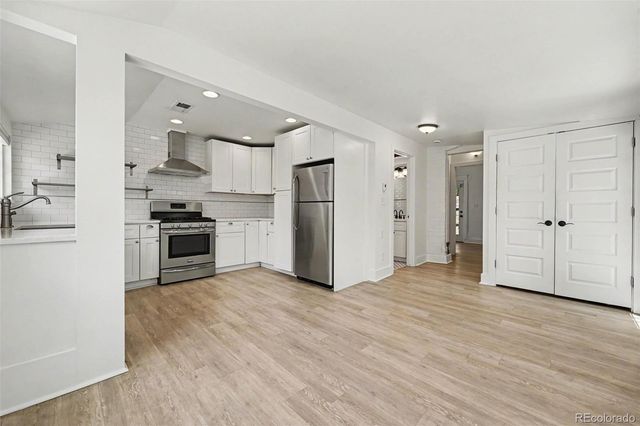 2061 S Pearl Street, Denver, CO 80210