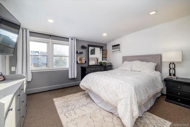 2545 Sycamore Avenue, Wantagh, NY 11793