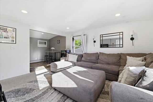 2545 Sycamore Avenue, Wantagh, NY 11793