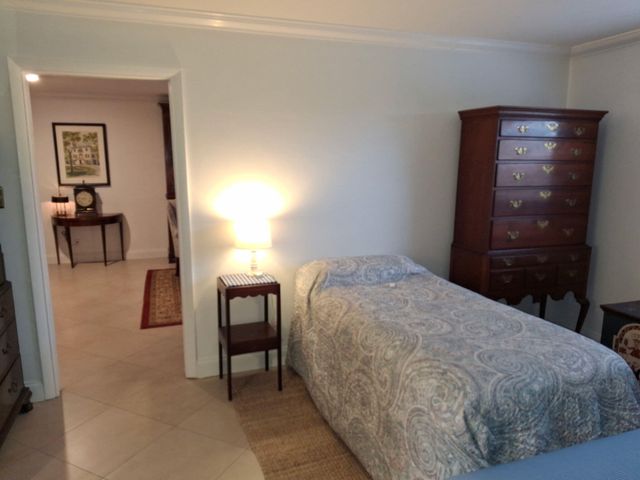 3940 NW 42ND Avenue 320, Lauderdale Lakes, FL 33319
