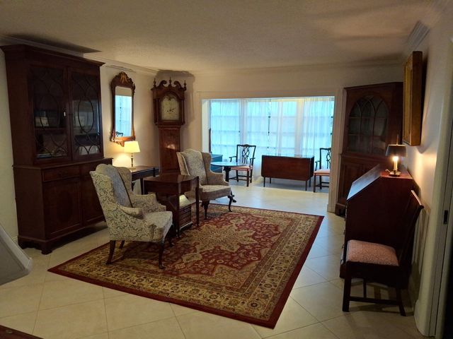3940 NW 42ND Avenue 320, Lauderdale Lakes, FL 33319