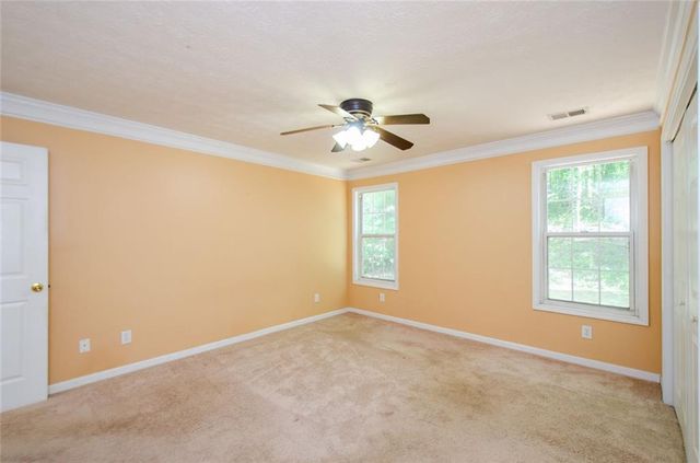 185 Weatherstone Drive, Woodstock, GA 30188