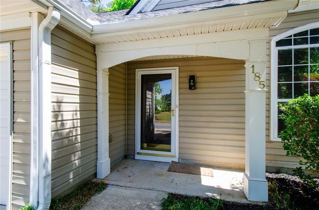 185 Weatherstone Drive, Woodstock, GA 30188