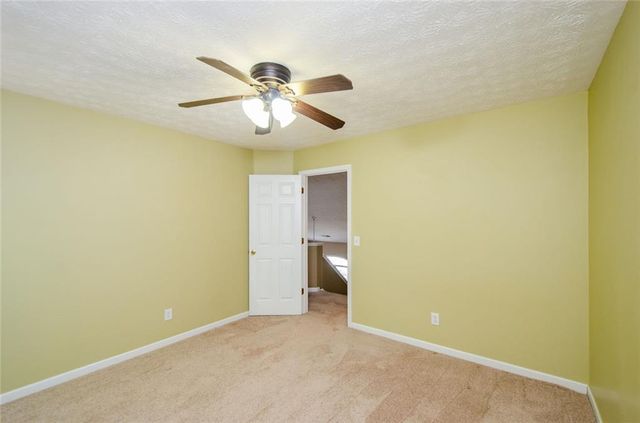 185 Weatherstone Drive, Woodstock, GA 30188