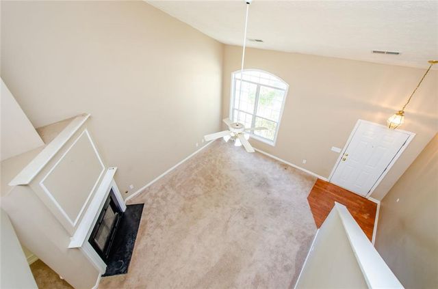 185 Weatherstone Drive, Woodstock, GA 30188