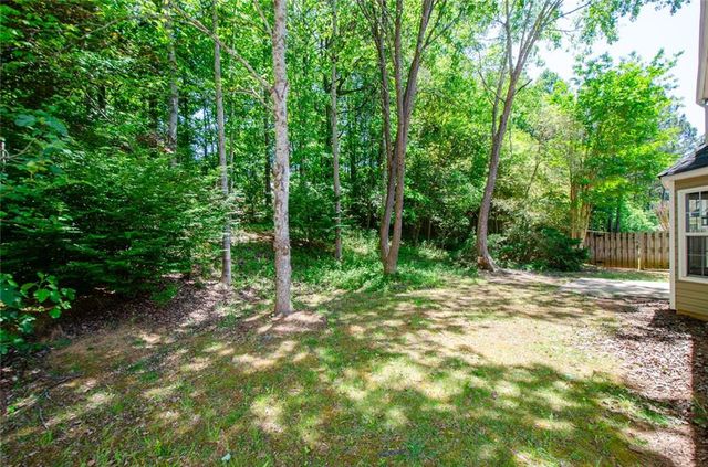 185 Weatherstone Drive, Woodstock, GA 30188
