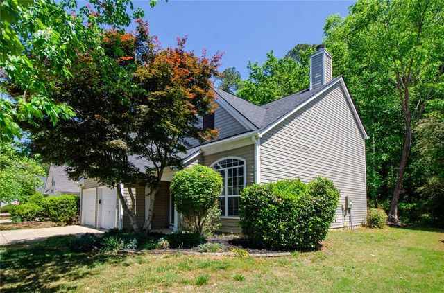 185 Weatherstone Drive, Woodstock, GA 30188