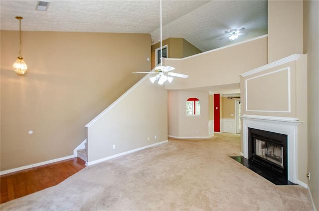 185 Weatherstone Drive, Woodstock, GA 30188