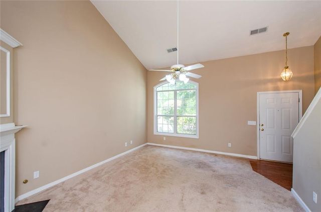 185 Weatherstone Drive, Woodstock, GA 30188