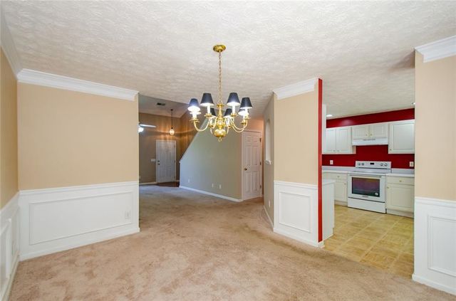 185 Weatherstone Drive, Woodstock, GA 30188